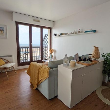 Cote Et Mer Superbe Appartement Front De Mer Wifi & Parking Вилле-сюр-Мер Экстерьер фото